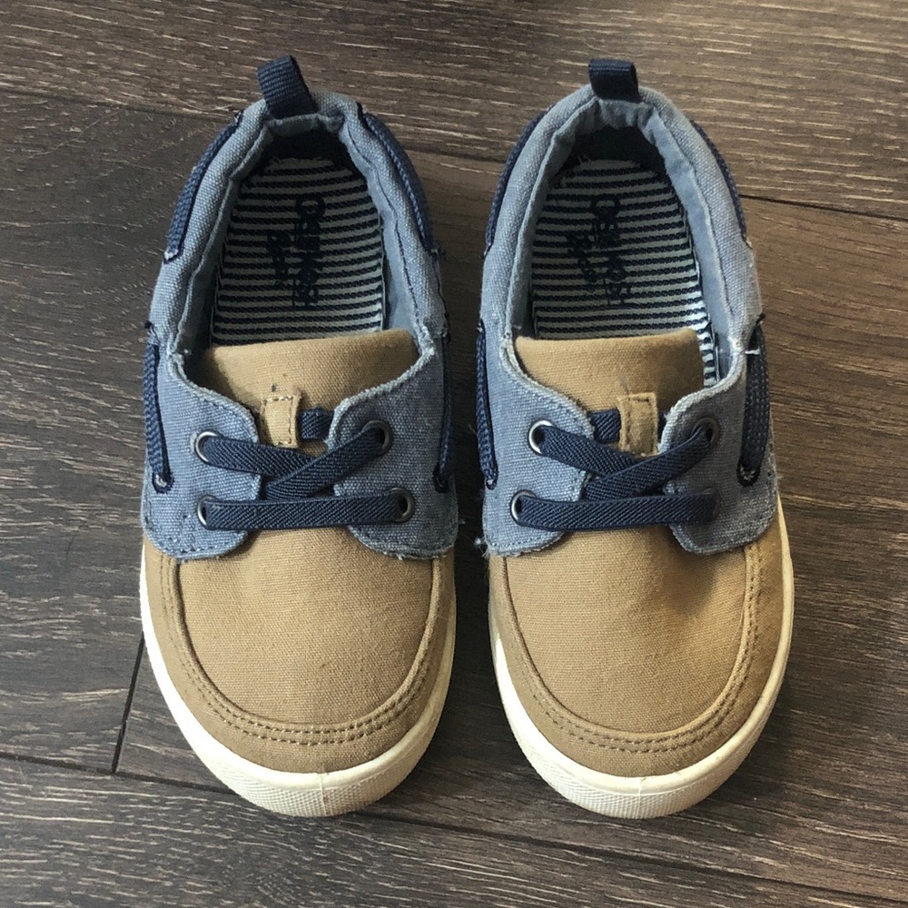 OshKosh B'gosh Kids Sneakers in Blue and Tan